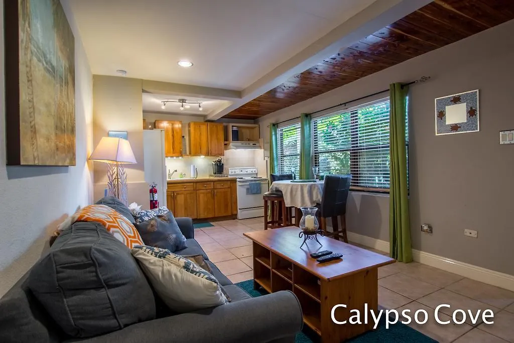 דירות ווסט ביי Calypso Cove