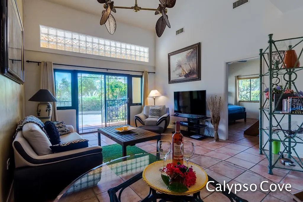 דירות ווסט ביי Calypso Cove