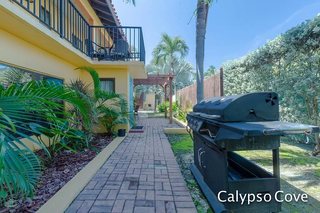 דירות ווסט ביי Calypso Cove